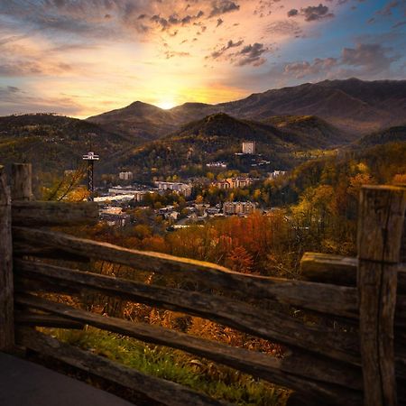 Rest Assured, Wifi, 1089 Free Tickets Each Paid Day, Dollywood And More Pigeon Forge Exterior photo